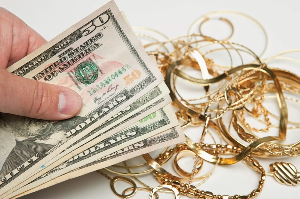 selling gold for money